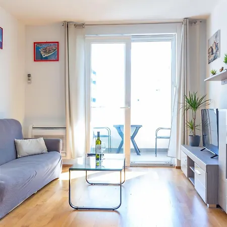 Bruno One Bedroom With Parking Lejlighed *