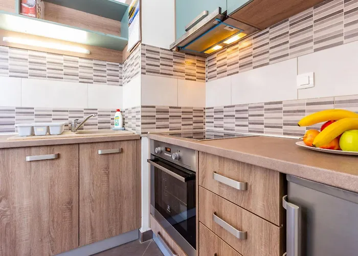 Apartment Bruno One Bedroom With Parking