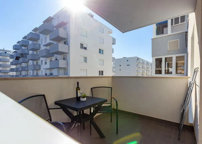 Bruno One Bedroom With Parking Lejlighed Zadar