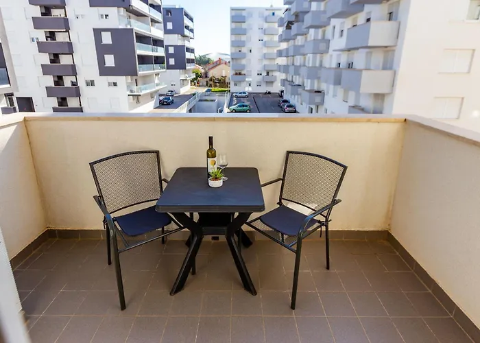 Apartamento Bruno One Bedroom With Parking Zadar