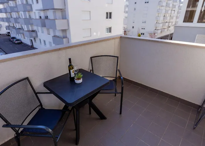 Bruno One Bedroom With Parking * Zadar