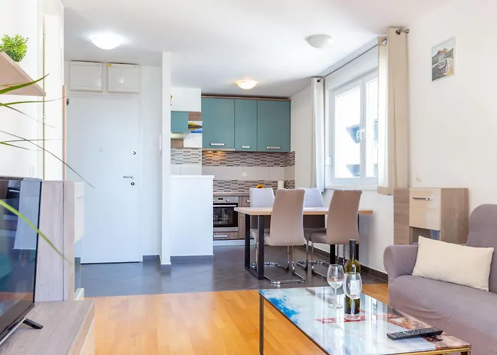 Bruno One Bedroom With Parking Zadar